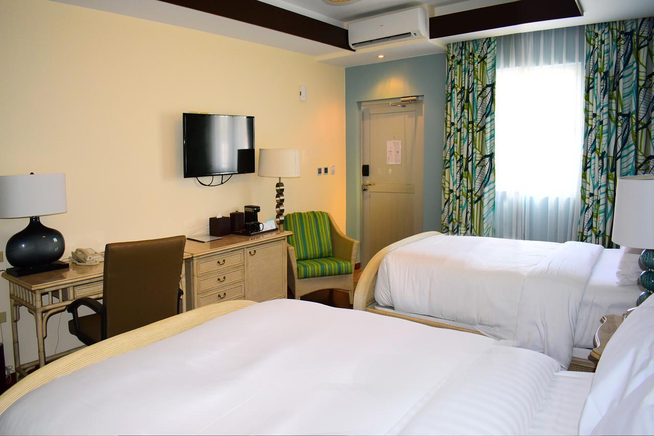 Surfrider Resort Hotel Saipan Bagian luar foto