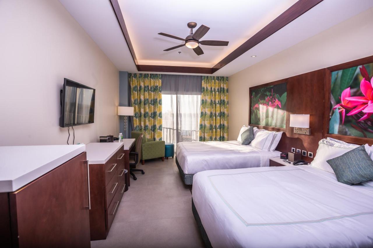 Surfrider Resort Hotel Saipan Bagian luar foto